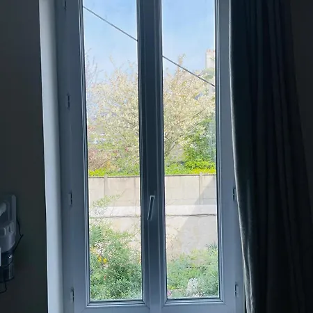 Sur Les Traces De Maupassant - 431 Appartement